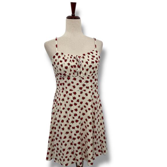NEW Self Esteem A-Line Dress Size Large Cream Red Rose Print Smocked Sundress - Picture 2 of 8